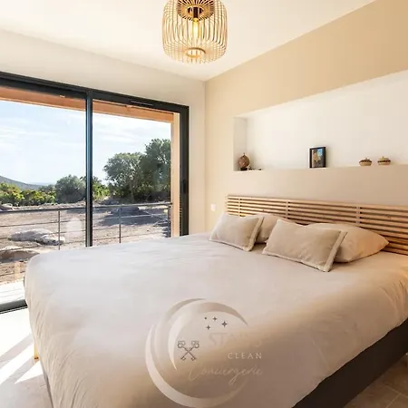 Neuve Corse Sud Avec Vue Et Piscine Chauffee * Pianottoli-Caldarello (Corsica)