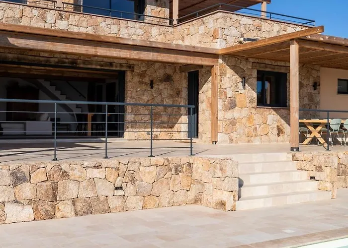 Neuve Corse Sud Avec Vue Et Piscine Chauffee * Pianottoli-Caldarello (Corsica)