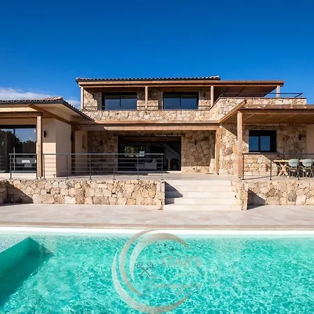 Villa Neuve Corse Sud Avec Vue Et Piscine Chauffée *