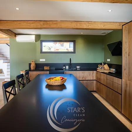 Neuve Corse Sud Avec Vue Et Piscine Chauffee *