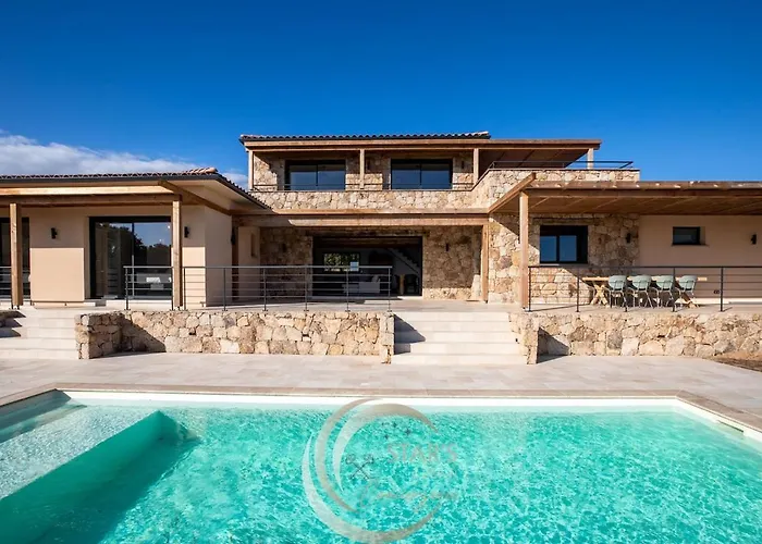 Villa Neuve Corse Sud Avec Vue Et Piscine Chauffée *